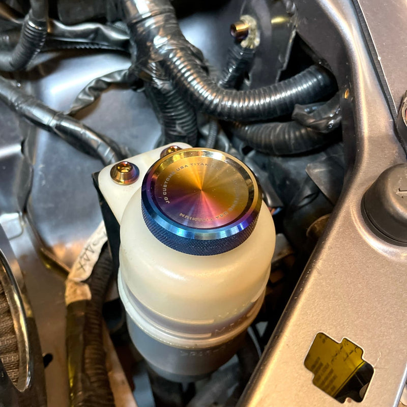 JDC-TI-EVO89-ACDCAP-BURNT titanium oil cap